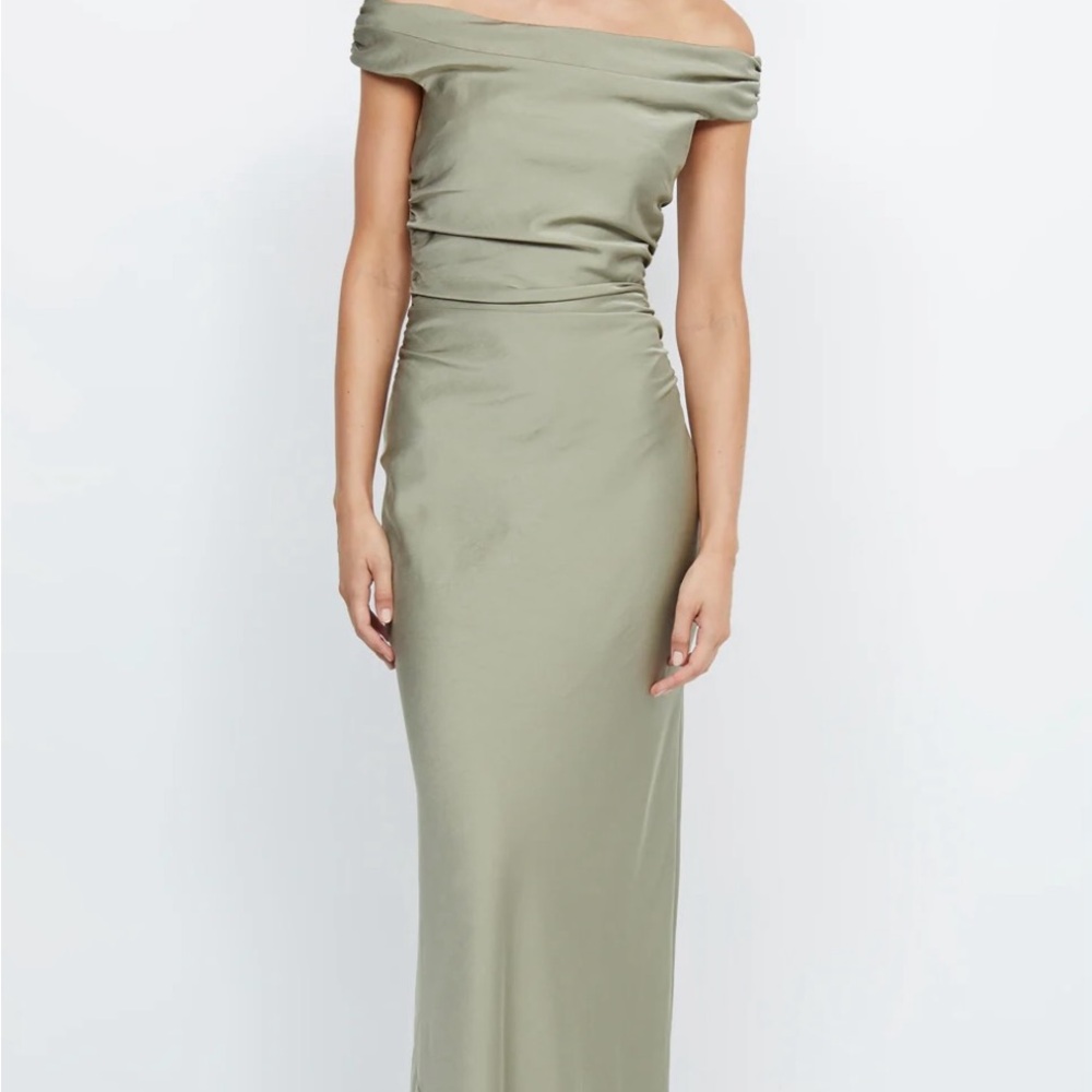 NWT Bec & Bridge Sage Eternity Off-Shoulder Dress